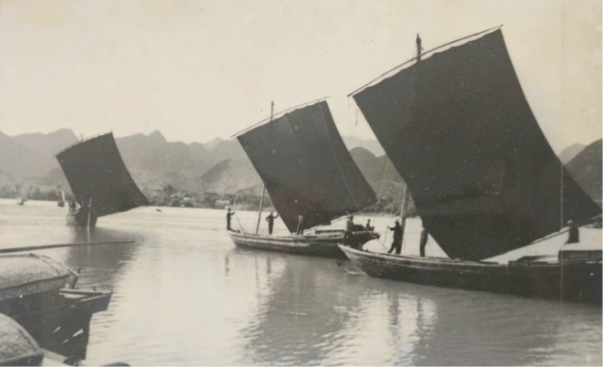 Từ bến phà Gianh đến tuyến đường Hồ Chí Minh trên biển huyền thoại