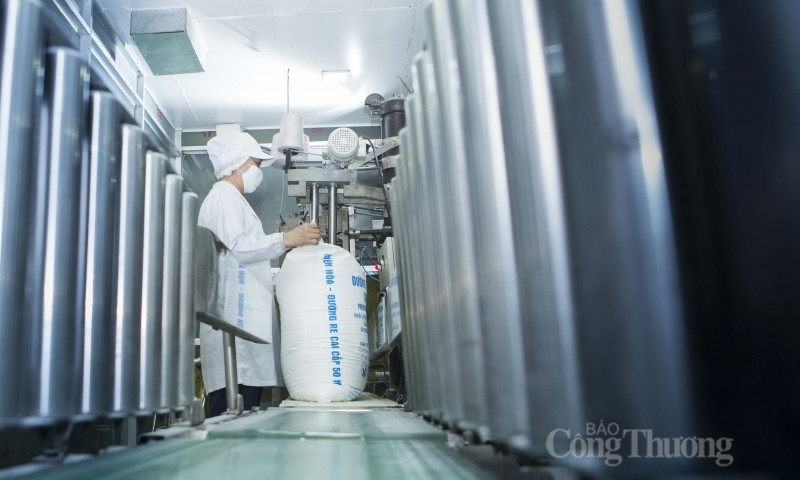 Các nhà máy chuyển sang sản xuất ethanol, nguồn cung đường suy giảm