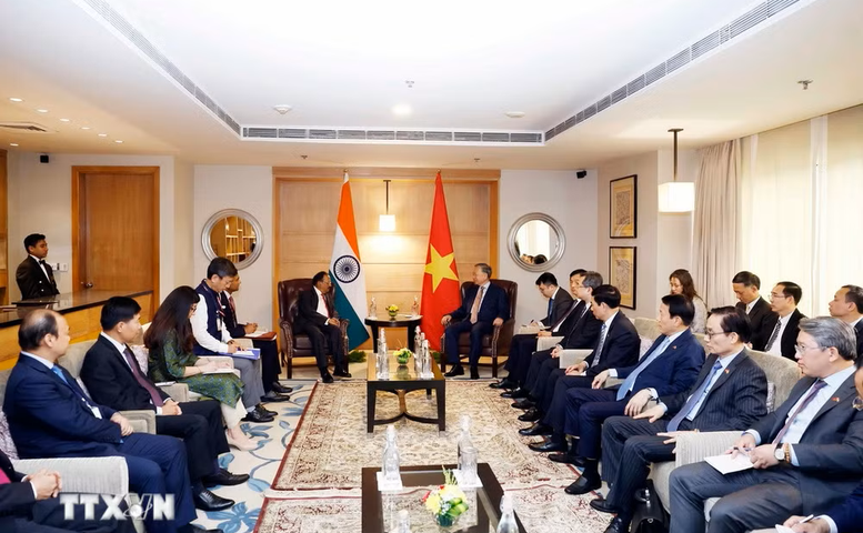 Tổng Bí thư, Chủ tịch nước Tô Lâm tiếp Cố vấn An ninh Quốc gia Ấn Độ Ajit Doval