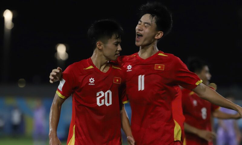 Lịch thi đấu bóng đá hôm nay 12/5 - 13/5