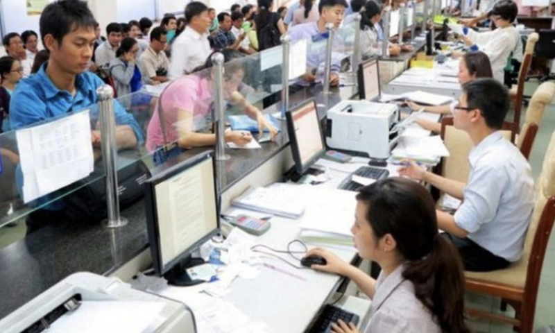Nghỉ việc do sắp xếp bộ máy, đi làm lại có phải trả lại trợ cấp?