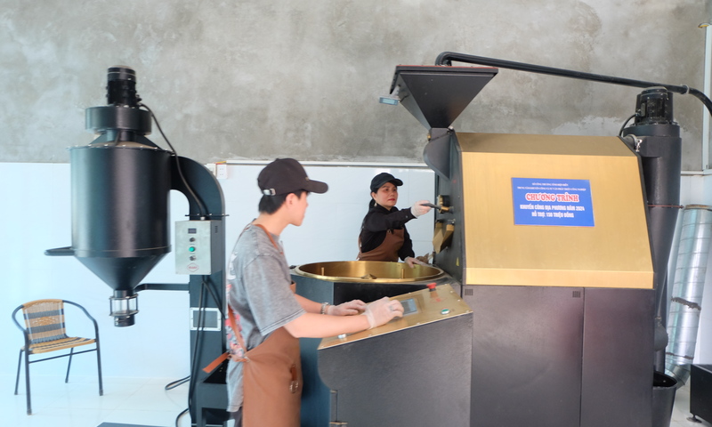 Khuyến công tiếp sức, nâng tầm đặc sản cà phê Mường Ảng