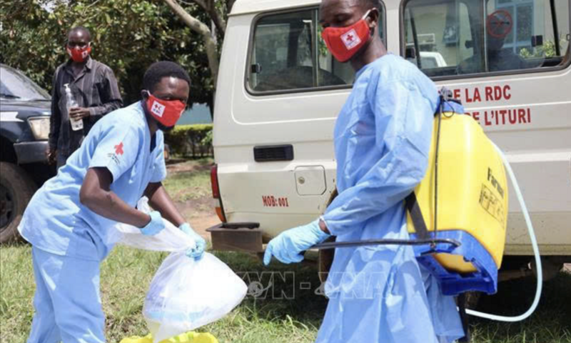 Dịch Ebola diễn biến phức tạp, Bộ Y tế phát cảnh báo khẩn
