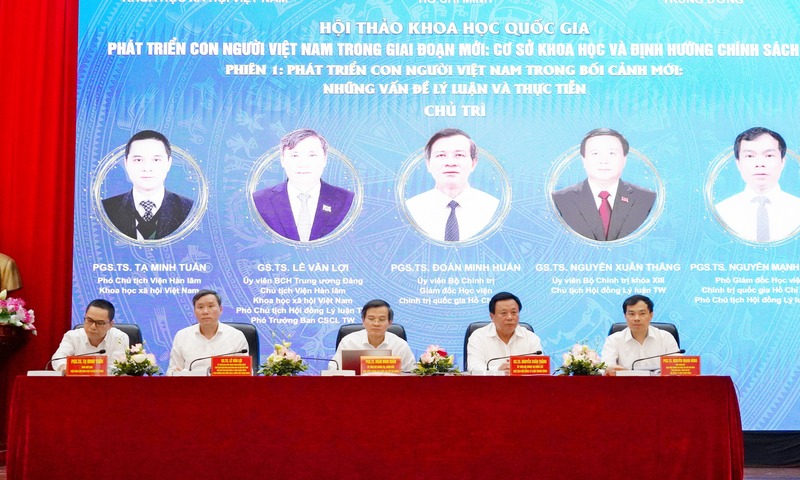 Phát triển con người Việt Nam trong giai đoạn mới: Cơ sở khoa học và định hướng chính sách