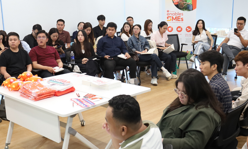 Shopee đồng hành cùng nhà bán Việt nâng cao năng lực vận hành, mở rộng xuất khẩu trực tuyến