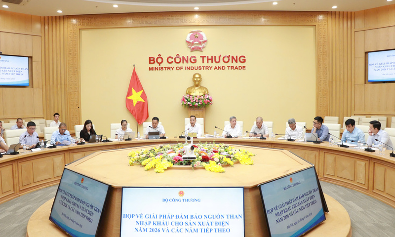 Bộ Công Thương họp về giải pháp đảm bảo nguồn than nhập khẩu cho sản xuất điện