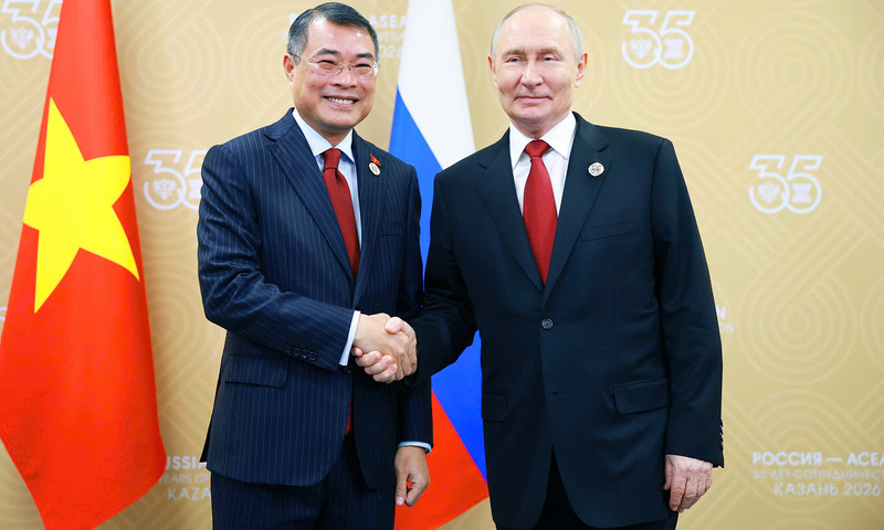 Thủ tướng Chính phủ Lê Minh Hưng hội kiến Tổng thống Nga Vladimir Putin