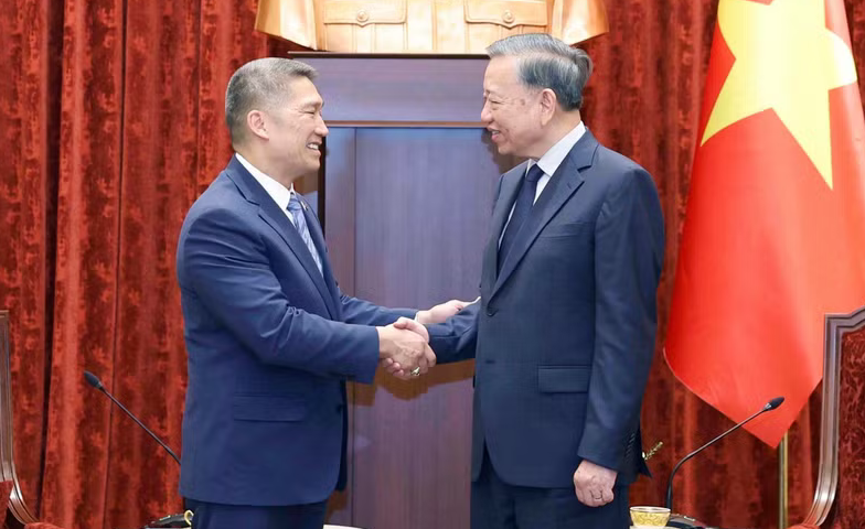 Tổng Bí thư, Chủ tịch nước Tô Lâm tiếp Quyền Bộ trưởng Hải quân Hoa Kỳ Hùng Cao