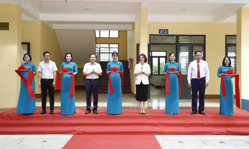 Bàn giao công trình lớp học gần 5 tỷ đồng tại Thái Nguyên