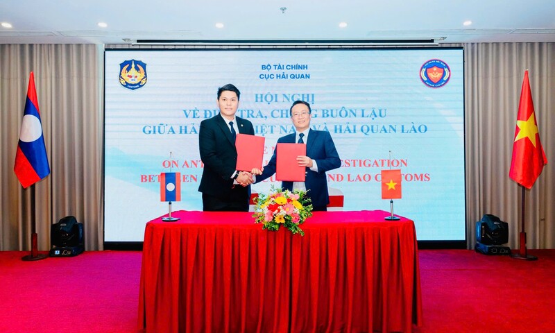 Việt Nam và Lào tăng cường hợp tác điều tra chống buôn lậu