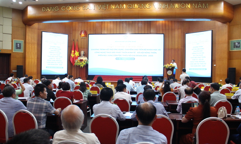 551 dự án, 1.426 mô hình khoa học công nghệ nâng cao sinh kế cho người dân