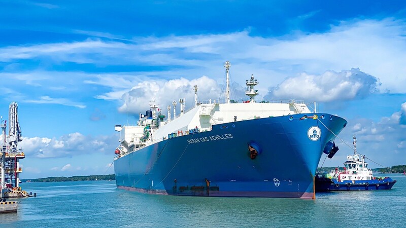 PV GAS ký Hợp đồng mua LNG định hạn đầu tiên của Việt Nam giai đoạn 2027 – 2031