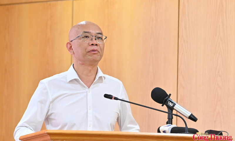 Bộ Công Thương nói về nhập siêu, quy định quản lý nhập khẩu ô tô diện biếu tặng