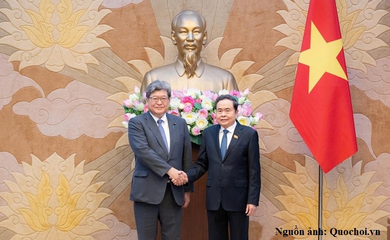 Chủ tịch Quốc hội Trần Thanh Mẫn tiếp Quyền Tổng thư ký Đảng Dân chủ Tự do Nhật Bản