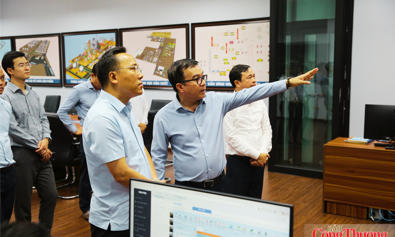 Thứ trưởng Nguyễn Hoàng Long làm việc với BSR về nguồn cung xăng dầu, đảm bảo an ninh năng lượng quốc gia