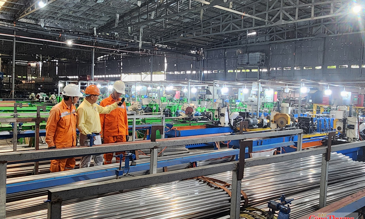 Tiết kiệm gần 4,29 tỷ kWh, miền Nam bảo đảm cung ứng điện