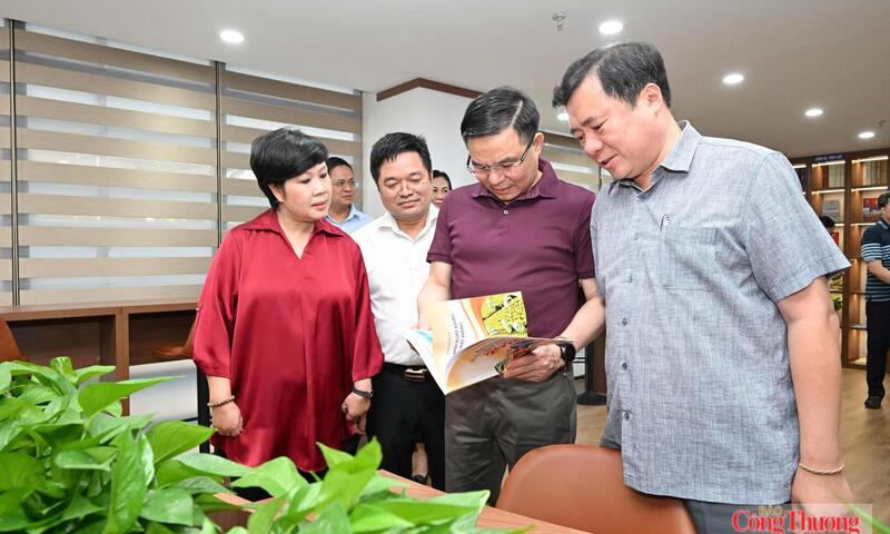Không gian văn hóa đọc: Xây dựng hệ sinh thái tri thức ngành Công Thương 