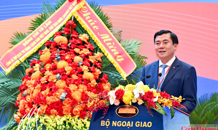 Thứ trưởng Bộ Công Thương: Đưa ngoại giao kinh tế, hội nhập quốc tế thành động lực phát triển
