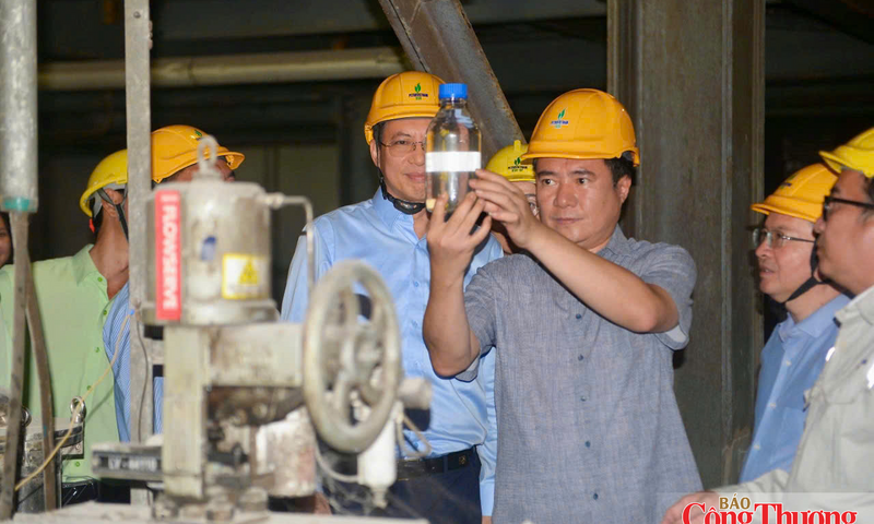 Thứ trưởng Nguyễn Sinh Nhật Tân kiểm tra năng lực sản xuất nhiên liệu sinh học tại miền Trung
