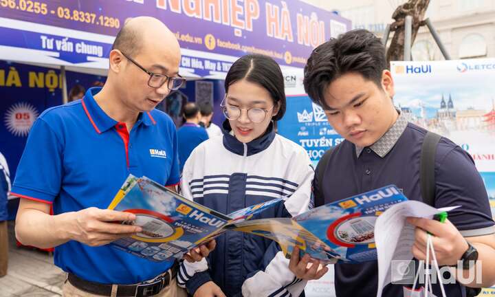Điểm chuẩn Đại học Công nghiệp Hà Nội năm 2026 cao nhất 27,39 điểm