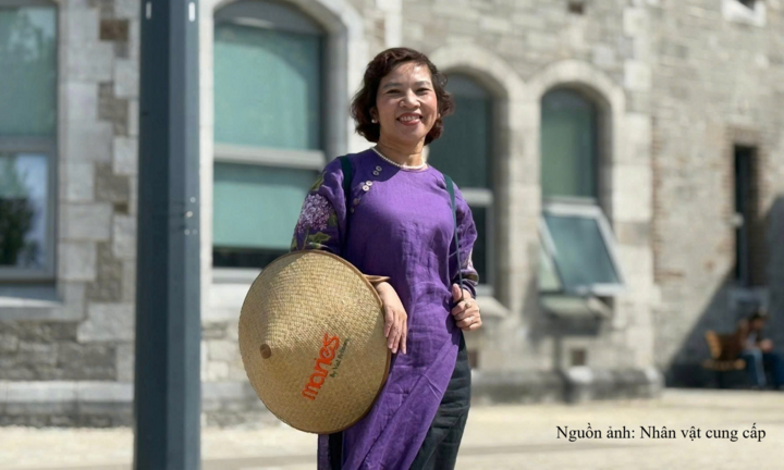 Người gìn giữ nghề truyền thống, mở sinh kế mới cho phụ nữ làng quê
