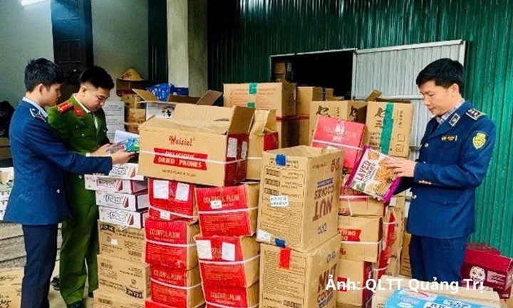 Quảng Trị tăng cường 'lá chắn' chống buôn lậu, giữ vững ổn định thị trường