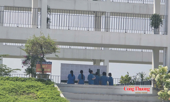 323 thí sinh làm thủ tục dự thi tốt nghiệp THPT tại Chuyên Tuyên Quang