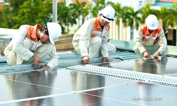Thanh Hóa: Doanh nghiệp, hộ gia đình tăng tốc lắp điện mặt trời mái nhà 