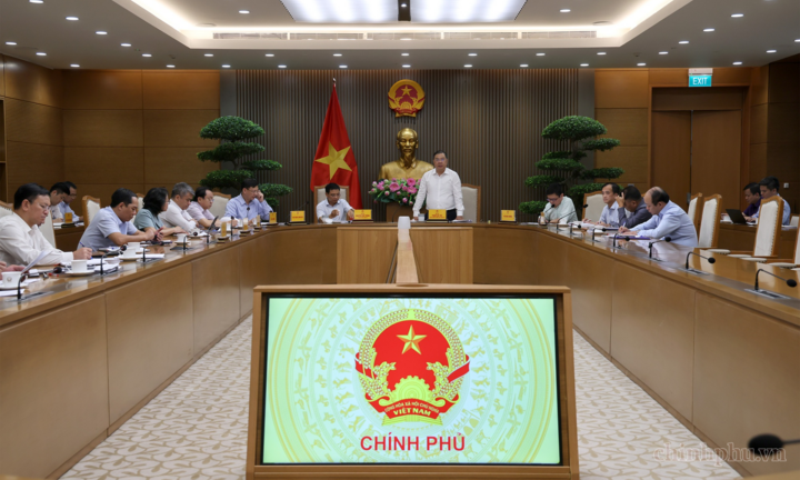 Phát triển thị trường điện cạnh tranh phải gắn với bảo đảm an ninh năng lượng