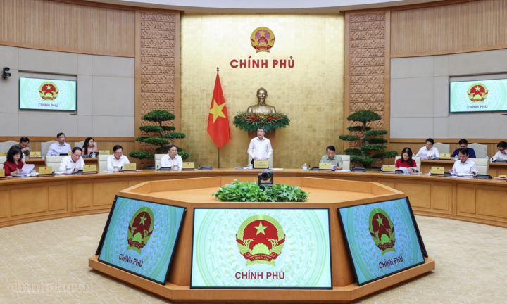 Thủ tướng Lê Minh Hưng: Khẩn trương hoàn thiện 11 dự án luật chuẩn bị trình Quốc hội