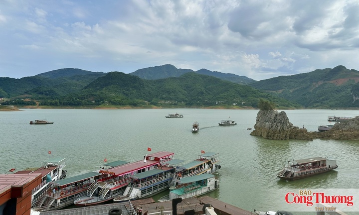 Cảnh báo lũ quét, sạt lở tại nhiều điểm du lịch miền núi Phú Thọ