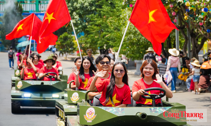 TP. Hồ Chí Minh: Các điểm vui chơi, văn hóa thu hút khách dịp 2/9
