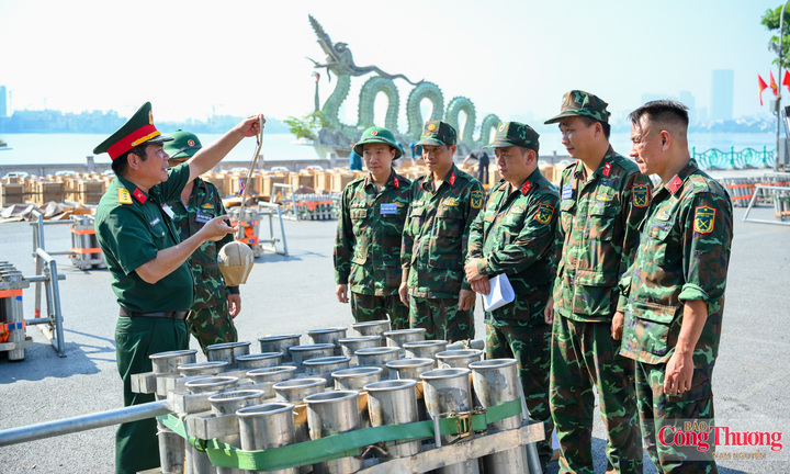 Hà Nội: Cận cảnh trận địa pháo hoa chào mừng Quốc khánh 2/9