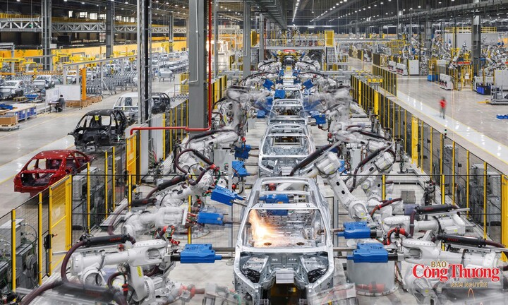 FDI vào Việt Nam tăng 55,4%, vốn thực hiện cao nhất 5 năm