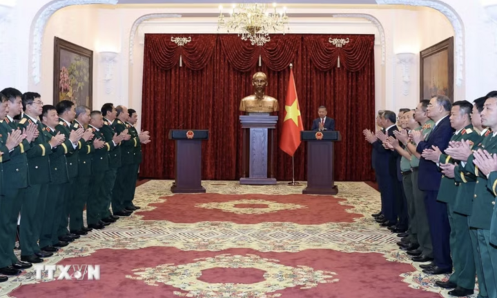 Phó Tổng Tham mưu trưởng QĐND Lê Quang Đạo được thăng quân hàm Thượng tướng