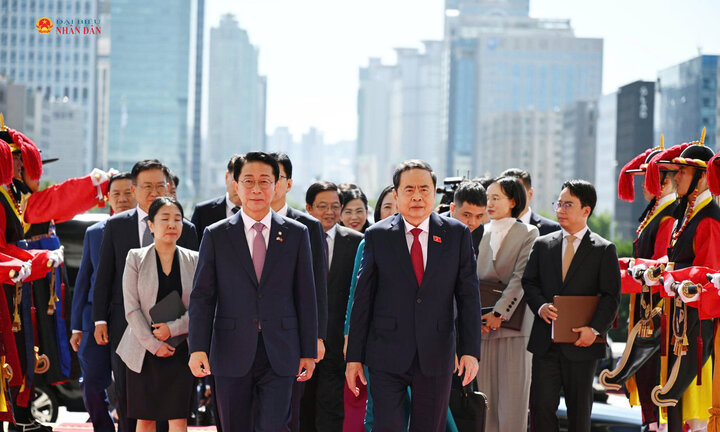 Chủ tịch Quốc hội Hàn Quốc Cho Jeong Sik chủ trì Lễ đón trọng thể Chủ tịch Quốc hội Trần Thanh Mẫn