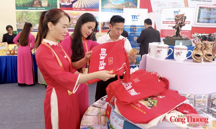 Điện Biên thúc đẩy thương mại, dịch vụ, tạo đà tăng trưởng kinh tế