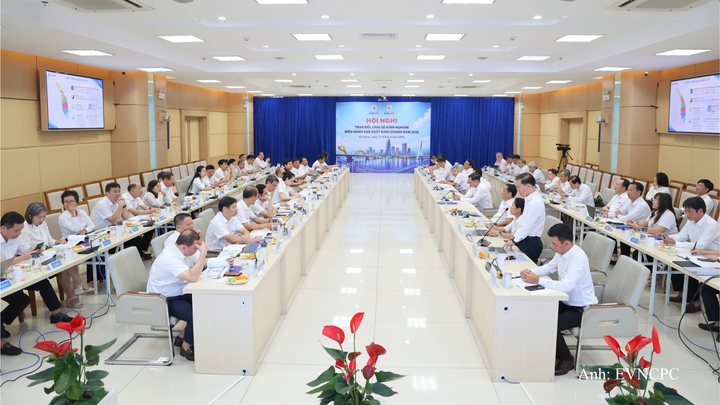 EVNCPC và EVNNPC chia sẻ kinh nghiệm điều hành sản xuất kinh doanh