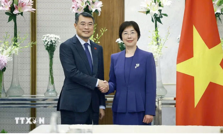 AIIB cam kết tiếp tục đồng hành cùng Việt Nam phát triển cơ sở hạ tầng bền vững