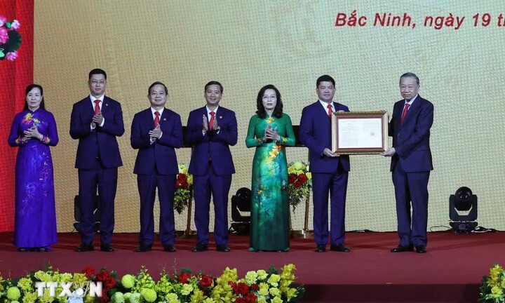 Tổng Bí thư, Chủ tịch nước Tô Lâm: Xây dựng Bắc Ninh trở thành đô thị hiện đại nhưng vẫn đậm đà hồn cốt văn hóa Kinh Bắc