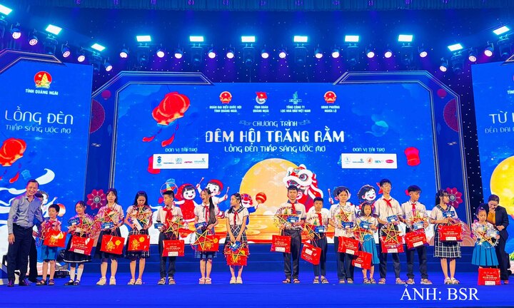 BSR thắp sáng ước mơ, tạo mùa Tết Trung thu trọn vẹn yêu thương 