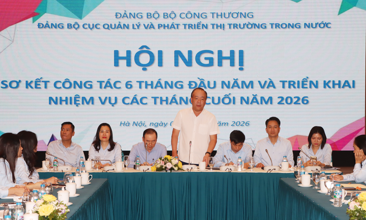 Gắn công tác Đảng với nhiệm vụ bảo đảm nguồn cung xăng dầu
