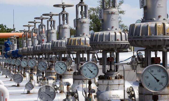 EU chi hàng tỷ euro nhập khẩu LNG của Nga trước lệnh cấm năm 2027 