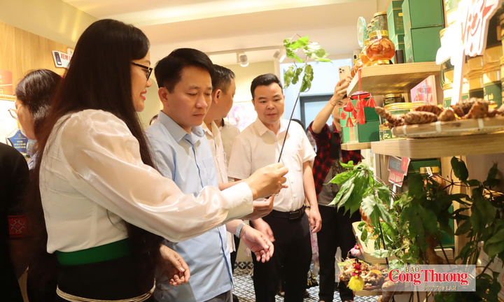 Phát triển sản phẩm đặc trưng, nâng giá trị sản phẩm vùng dân tộc thiểu số