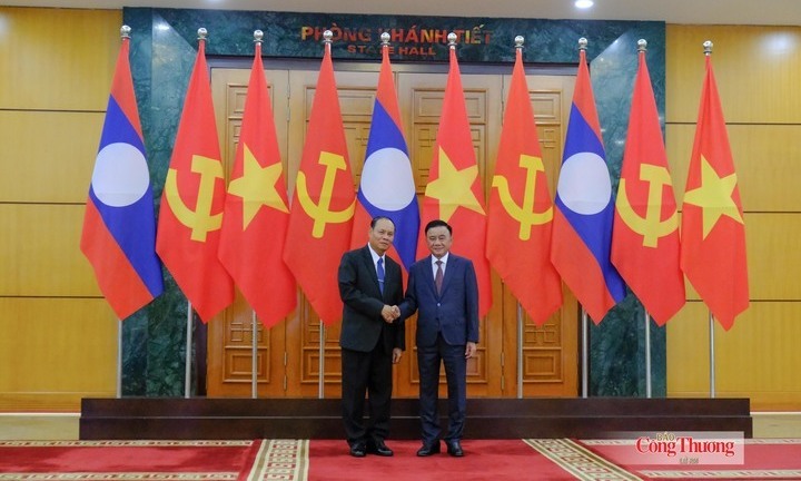 Phấn đấu đưa kim ngạch thương mại Việt Nam - Lào đạt 5 tỷ USD