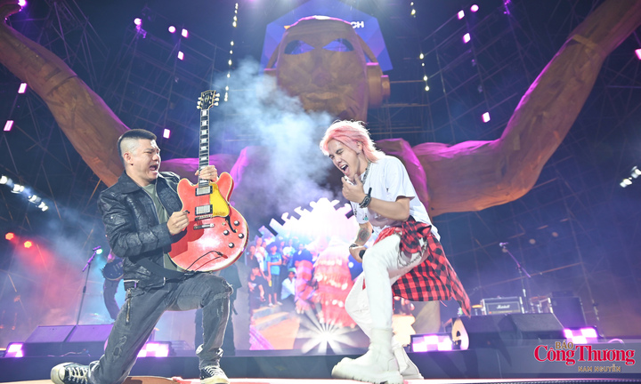 Ngũ Cung mang 'hồn Việt' vào thế giới rock tại WeFest 2026