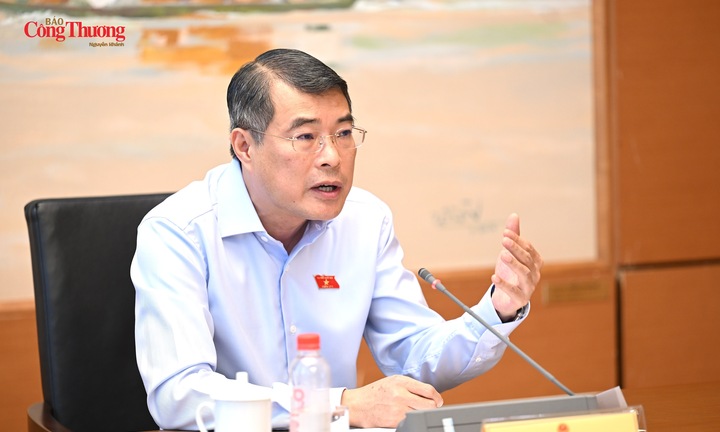 Thủ tướng: Hợp nhất hai luật về ngân sách là hết sức cần thiết