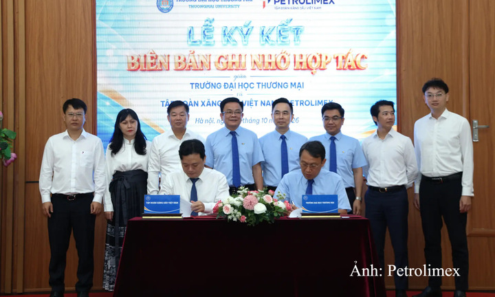Petrolimex hợp tác với Trường Đại học Thương mại đào tạo nhân lực