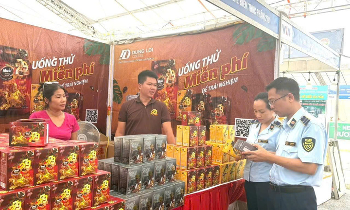 Thanh Hóa tăng cường kiểm soát an toàn thực phẩm đối với đồ uống