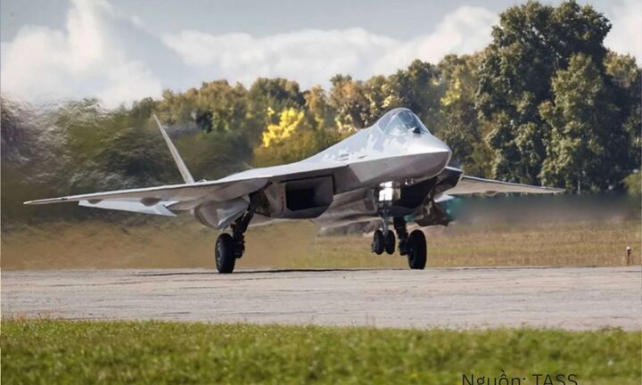 Tin công nghiệp quốc phòng 31/10: Su-57 vượt F-35, F-22 trong chiến đấu